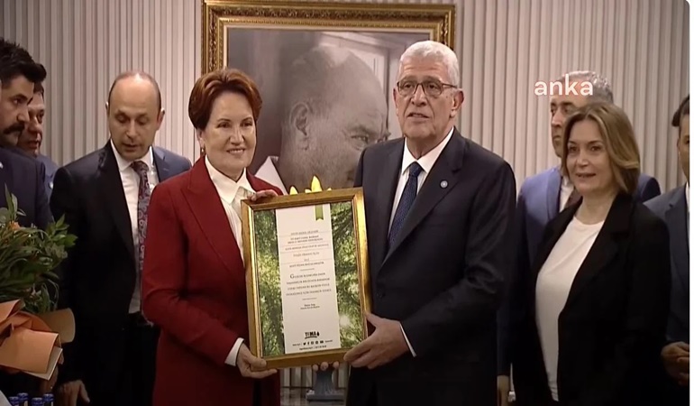 Akşener koltuğu devretti, torun sevmek için evine döndü