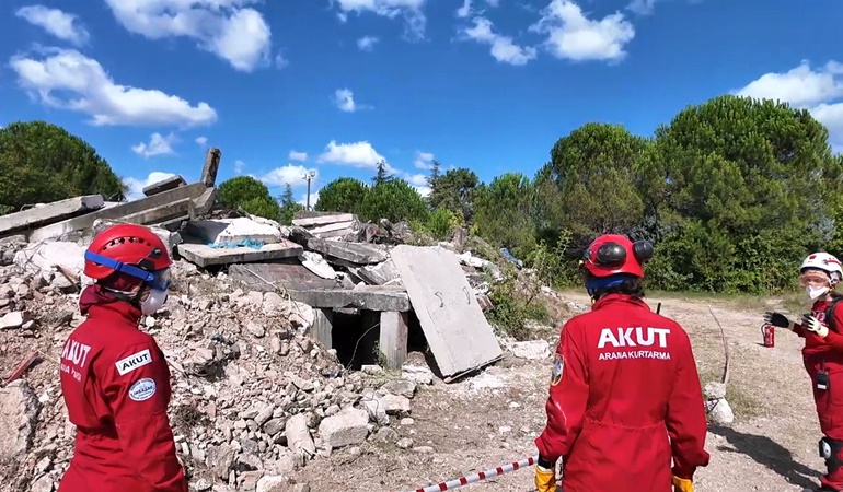 AKUT’tan Kocaeli’nde 36 saat süren tatbikat
