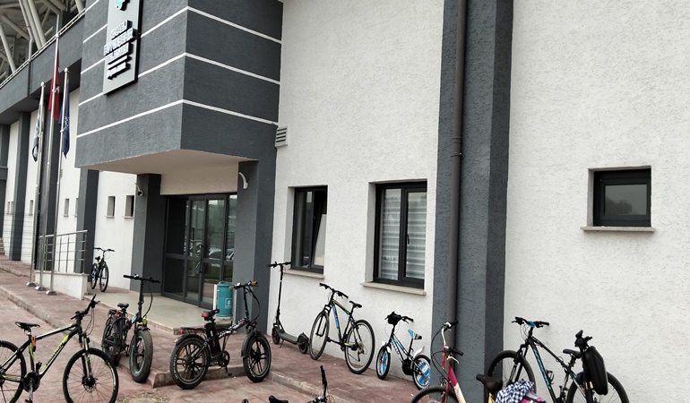 Alikahya Spor Tesisleri’ne bisikletle gidenlerden çağrı!