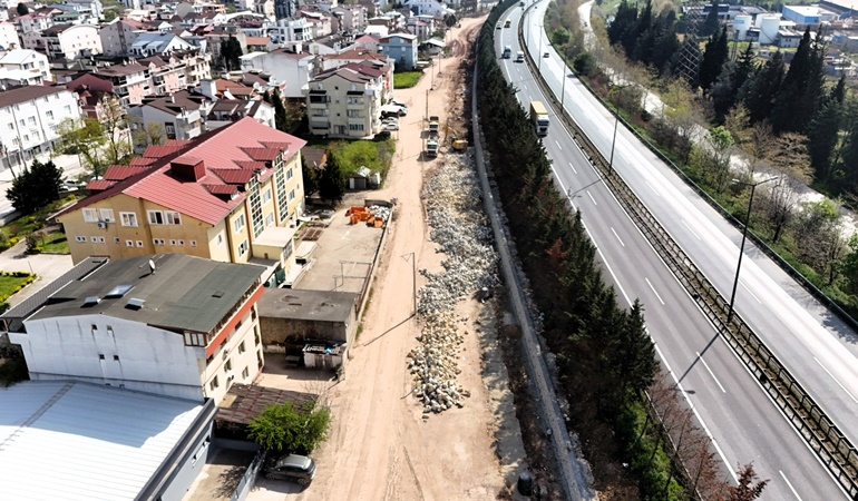 Alikahya TEM Bağlantı Yolu’nda tempo yüksek