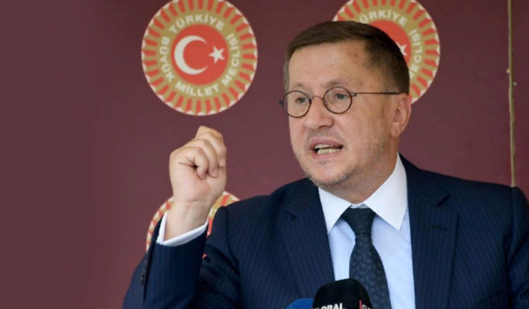 Allah Kocaeli’yi zincirleme yıkımdan korusun