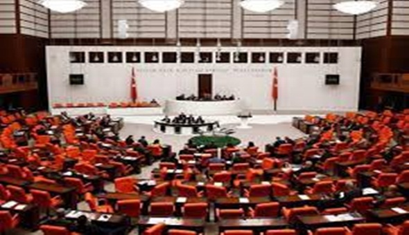 Amirallerden sonra bir bildiri de eski vekillerden 