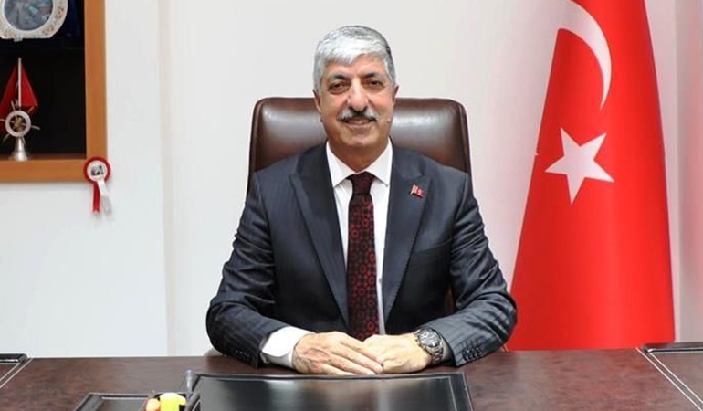 Annelerimiz en kıymetli değerlerimizdir