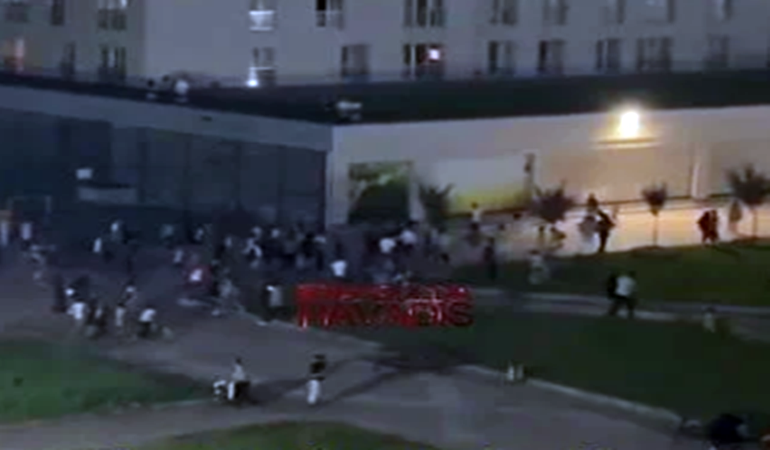 Araplar birbirine girdi ortalık savaş alanına döndü