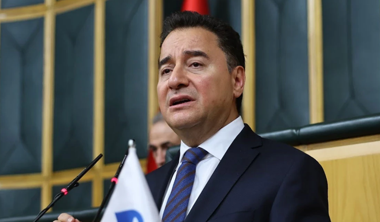 Arındırma operasyonu için en tepede güçlü irade lazım