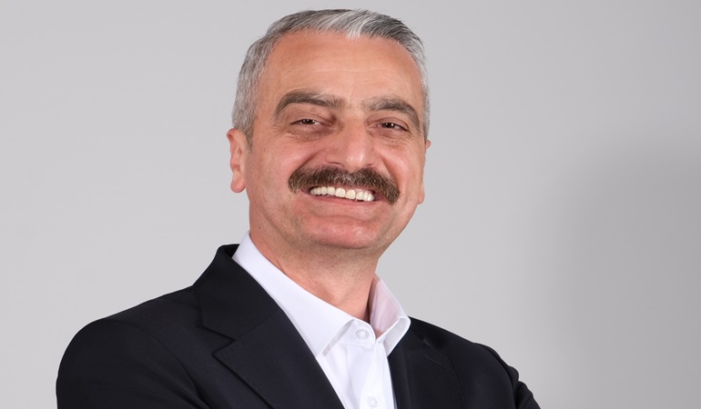 Atasoy Bilgin'den Tahir Büyükakın'a gönderme!