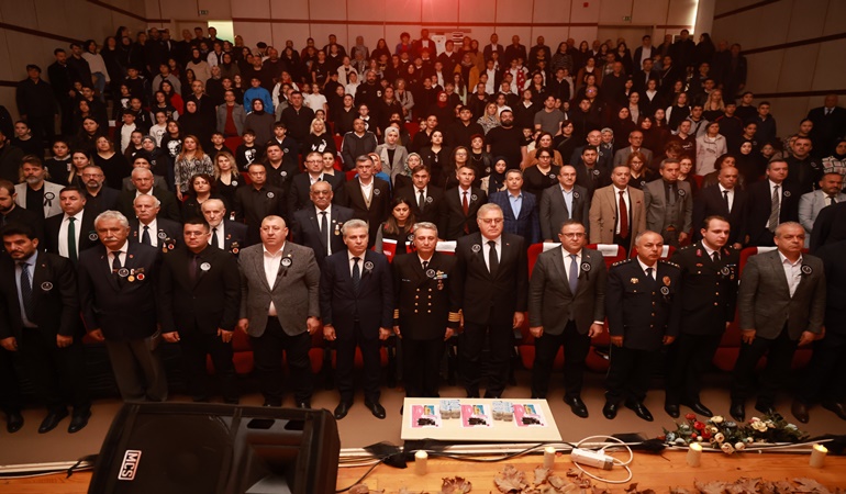 Atatürk, Derince’de de saygı ve özlemle anıldı