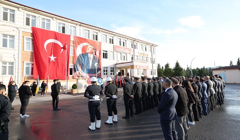 Atatürk, Dilovası’nda minnetle anıldı