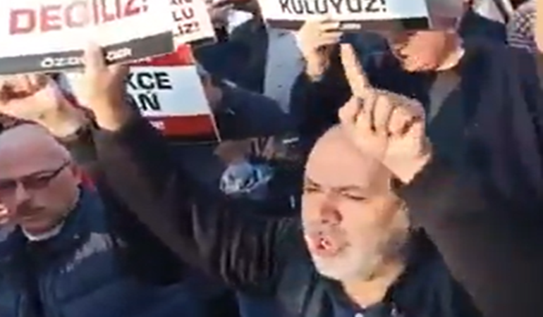 Atatürk düşmanlarının çağrısını kimse ciddiye almadı!