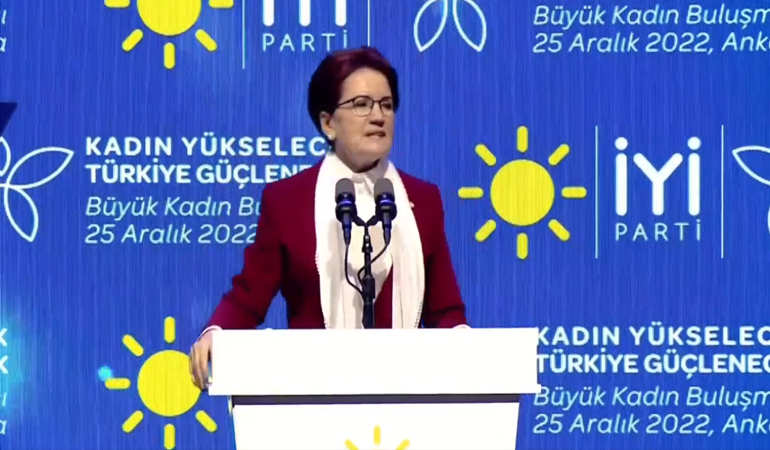 Atatürk'ün annesine dil uzatan ahlaksız ve şerefsizler