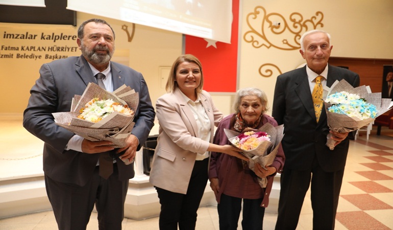 Atatürk’ün İzmit’ten son kez uğurlanışı belgesel gösterimiyle anıldı