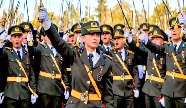 Atatürkçü teğmenlerden yeni hamle