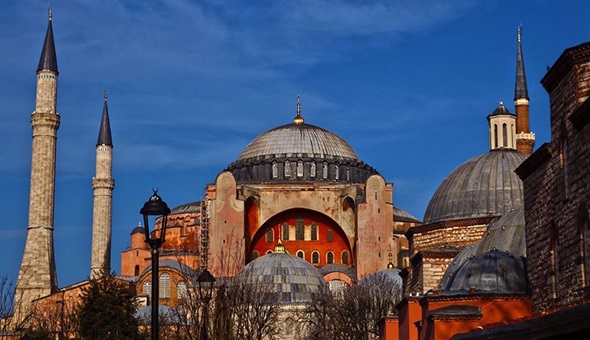 Ayasofya AKP'ye oy kazandırdı mı?