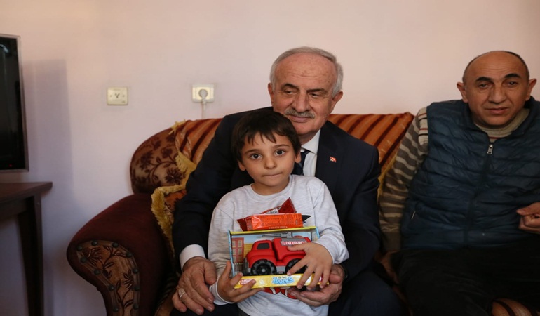 Aygün: Devletimizin tüm imkanlarıyla milletimizin yanındayız