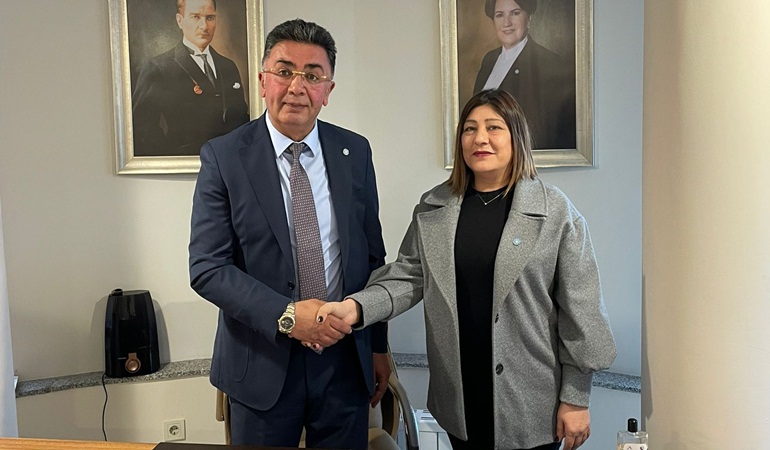 Ayşe Rüzgar yeniden ilçe başkanı