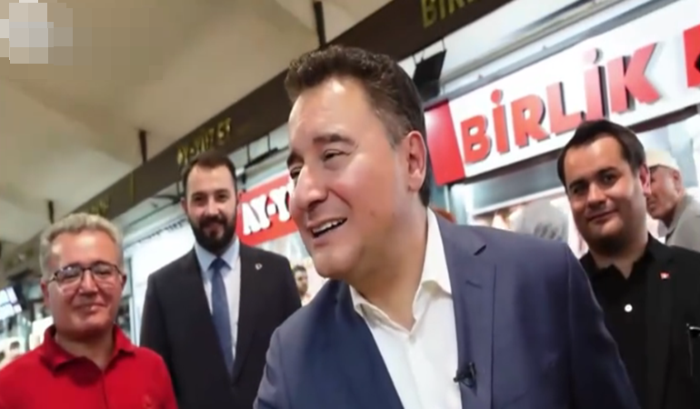 Babacan o teklife bakın nasıl karşılık verdi!