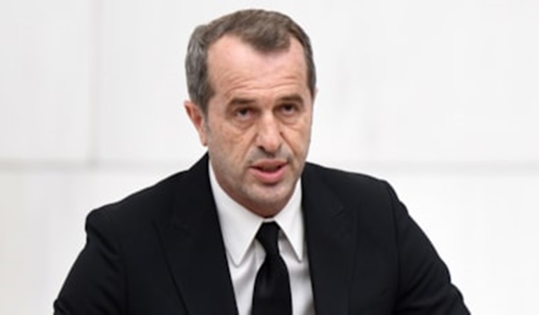 Bahçeli kapıyı gösterdi: Sancaklı istifa etti