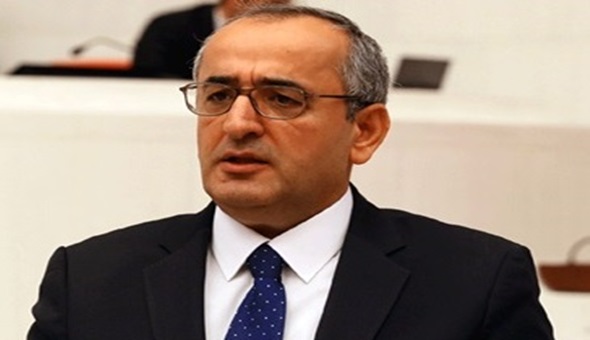 Bakan Bey imza için zahmet etmiş!