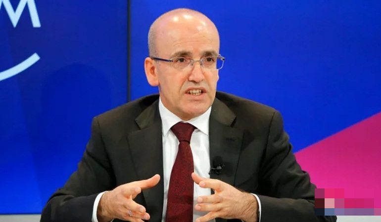 Bakan Şimşek ilk röportajını yandaş gazeteye verdi