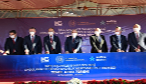 Bakan Varank ilimize gelip temel attı