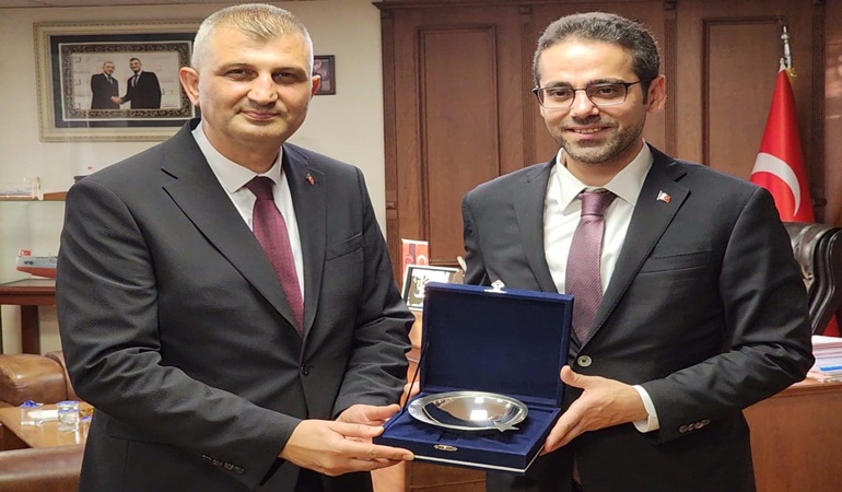 Bakan Yardımcısı Serim Başkan Sezer’e konuk oldu