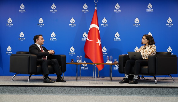 Başarısızlıklarını dini duygu istismarıyla kapatmaya....