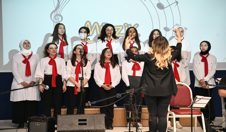 Başiskele Belediyesi Müzik Okulları’ndan muhteşem sezon finali