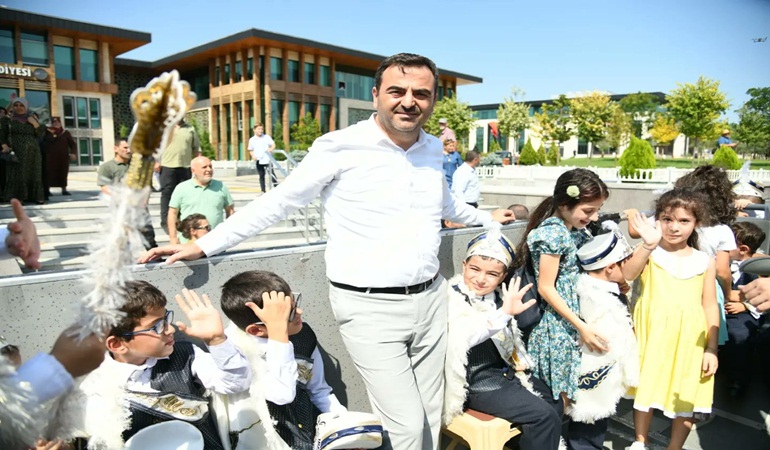 Başiskele Belediyesi’nden dolu dolu sünnet şöleni 