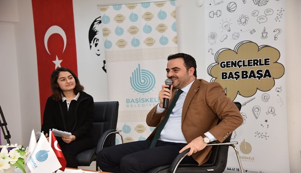 Başiskele Belediyesi’nden YKS tercihinde gençlere destek