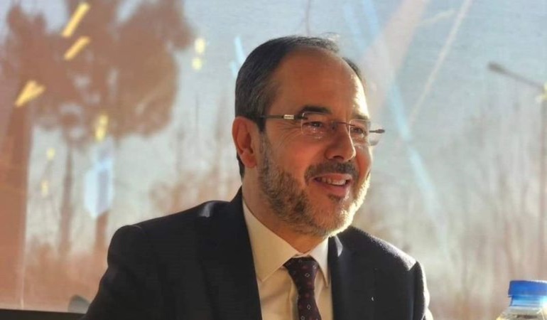 Başiskele’de Hüseyin Ayaz AKP’den istifa etti