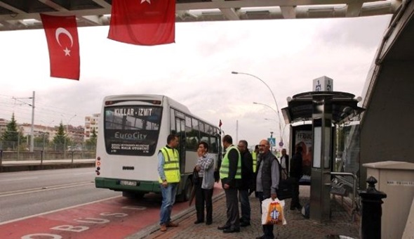 Başiskele’de paralı binişler kalkıyor
