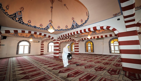 Başiskele yeniden toplu namazlar için hazırlanıyor