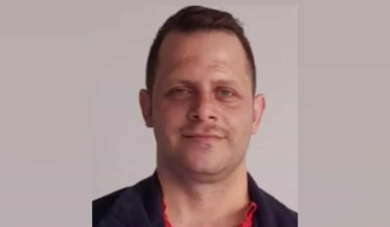 Başiskeleli genci ecel futbol oynarken yakaladı