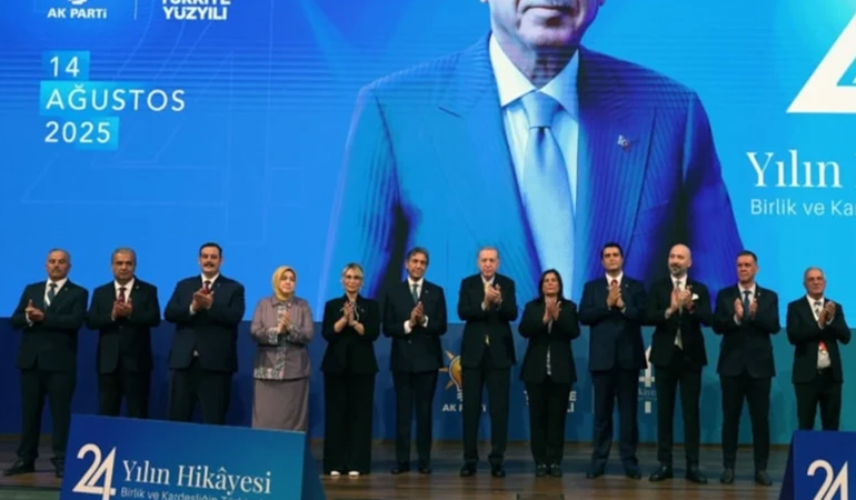 Başka partilerden seçildiler, AKP'ye yar oldular!