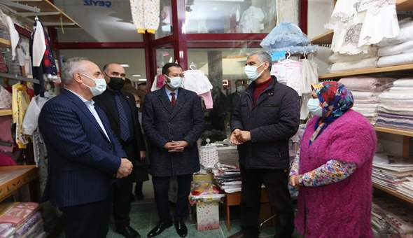 Başkan Aygün’den Yenikent’te esnaf ziyareti