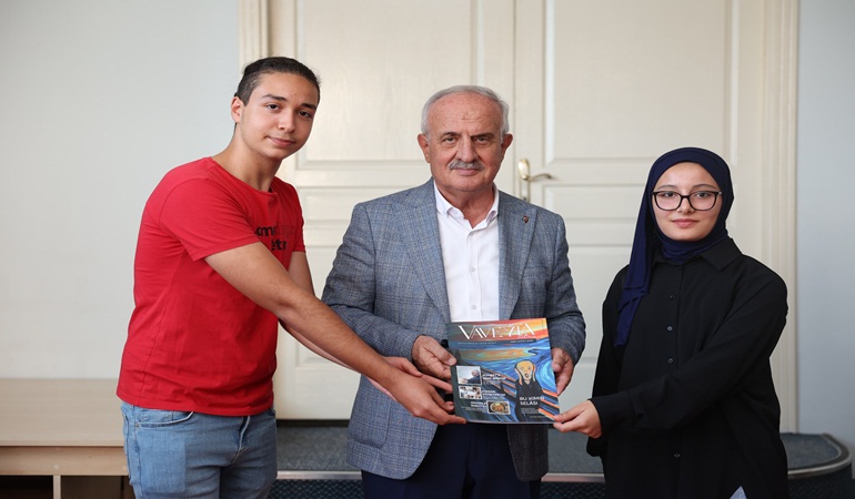 Başkan Aygün, Gazete Kulübü öğrencileri ile buluştu