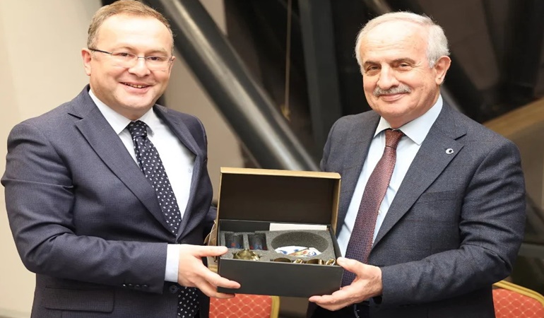 Başkan Aygün onuruna veda iftarı