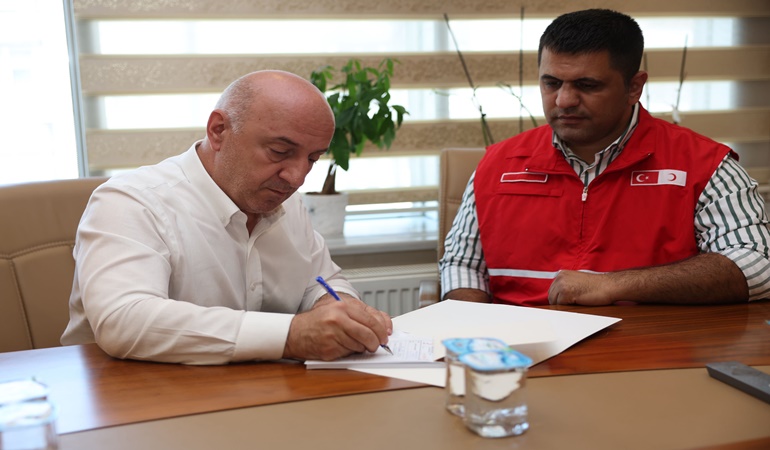 Başkan Bıyık’tan Gazze için kurban bağışı