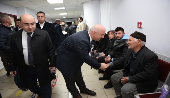 Başkan Bıyık yılbaşı gecesini çalışarak geçirdi