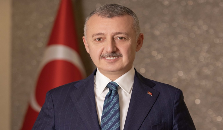 Başkan Büyükakın 23 Nisan’ı kutladı