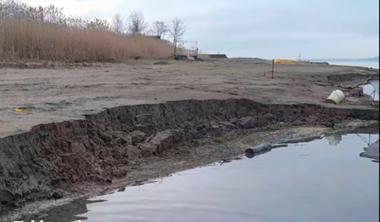 Başkan Büyükakın’a Sapanca Gölü’ndeki çamur temizlensin çağrısı