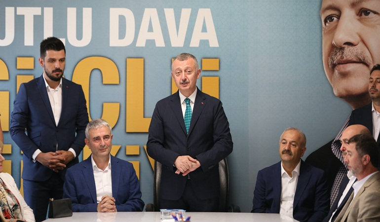 Başkan Büyükakın: Bizler bir kadro bir vefa hareketiyiz