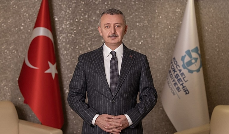 Başkan Büyükakın, Çayırova’nın uzun adamlarını kutladı