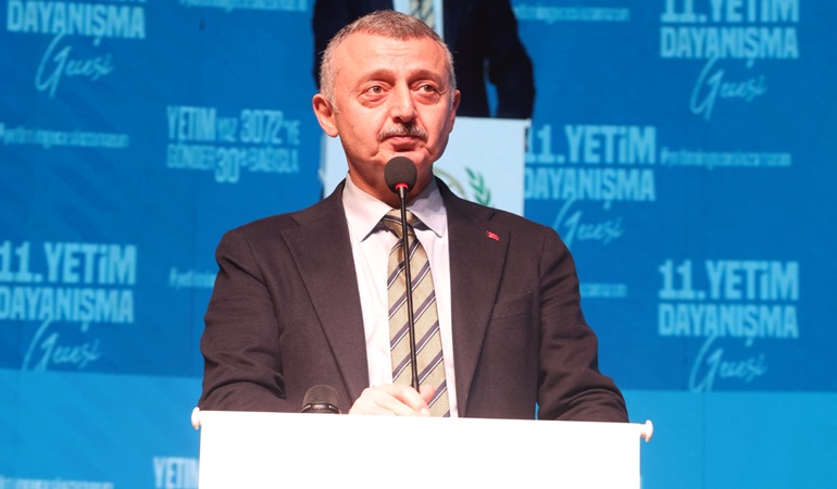 Başkan Büyükakın’dan dayanışma gecesinde Gazze çıkışı