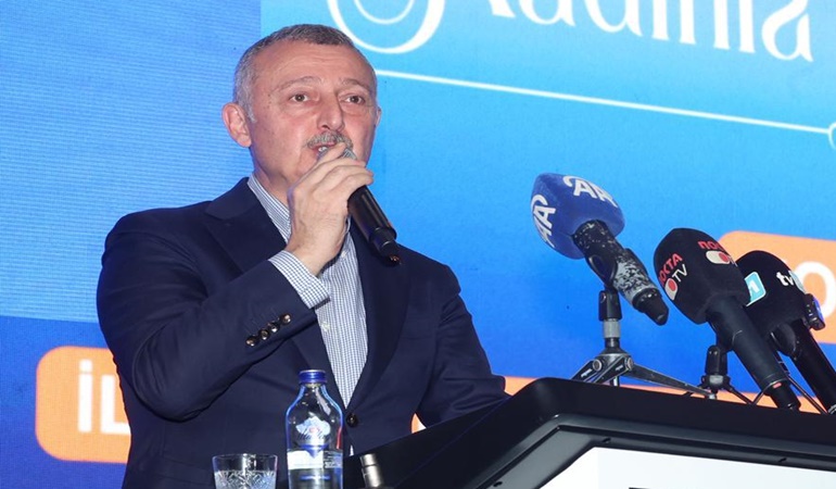 Başkan Büyükakın’dan Özgür Özel’e sert sözler!