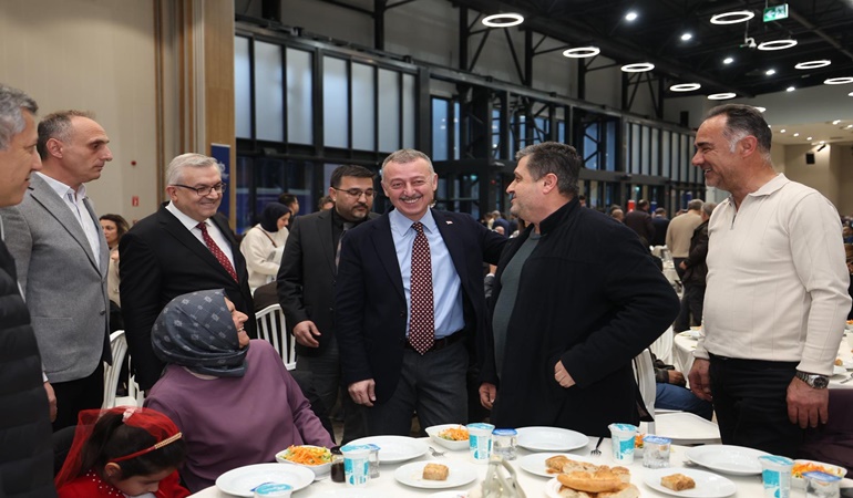 Başkan Büyükakın’dan sağlıkçılara: Yaptıklarınız unutulmaz