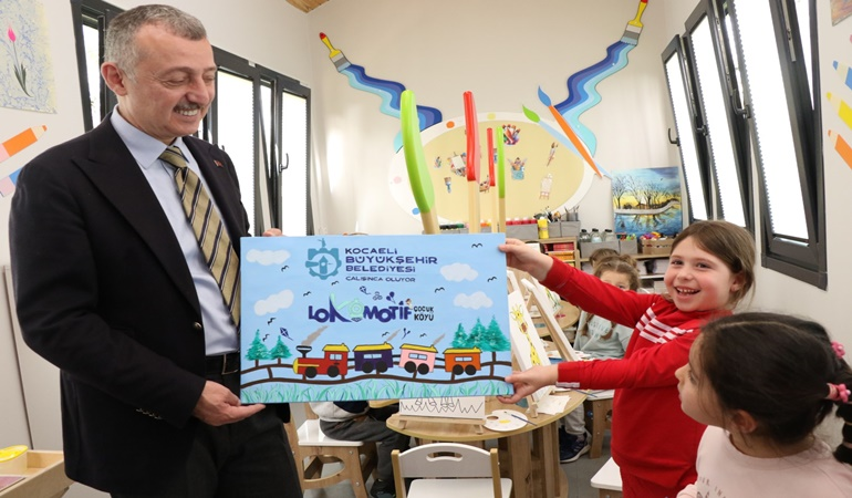 Başkan Büyükakın, Lokomotif Köyde çocuklarla buluştu