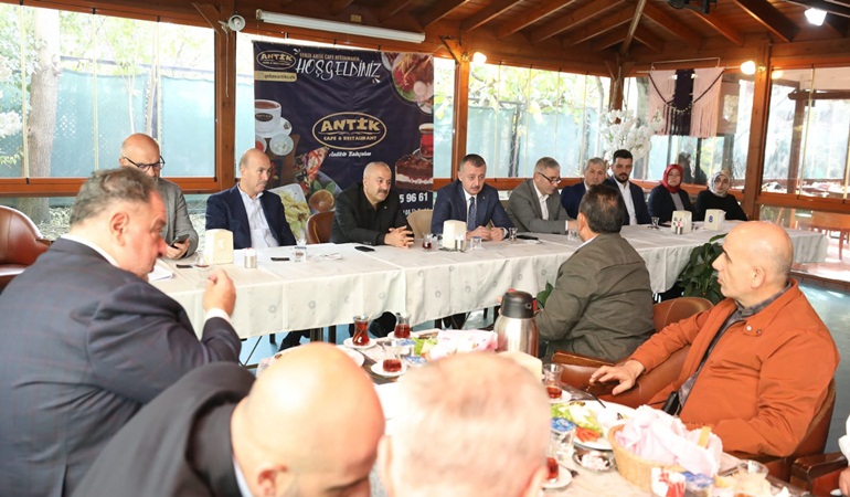 Başkan Büyükakın: Vinç operatörü yetiştirme programını başlatacağız