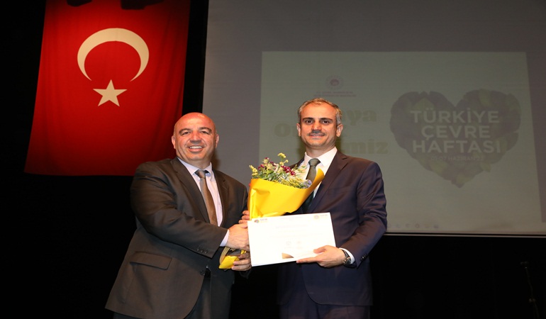 Başkan Çiftçi’ye Sıfır Atık İlkleri ödülü