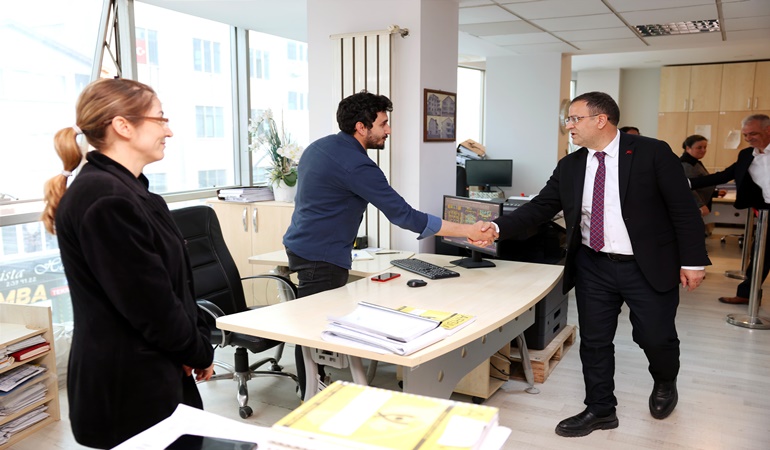 Başkan Gökçe çalışanların bayramını kutladı